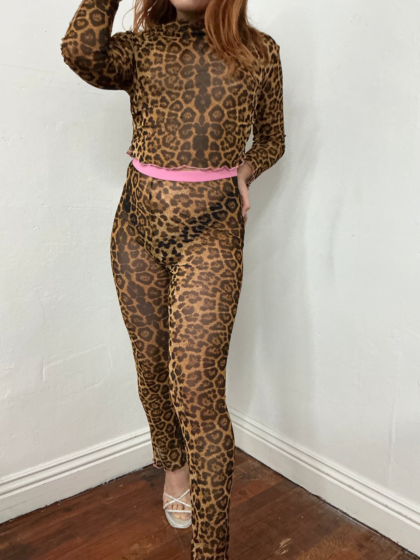 Elastic high waisted mesh leggings 