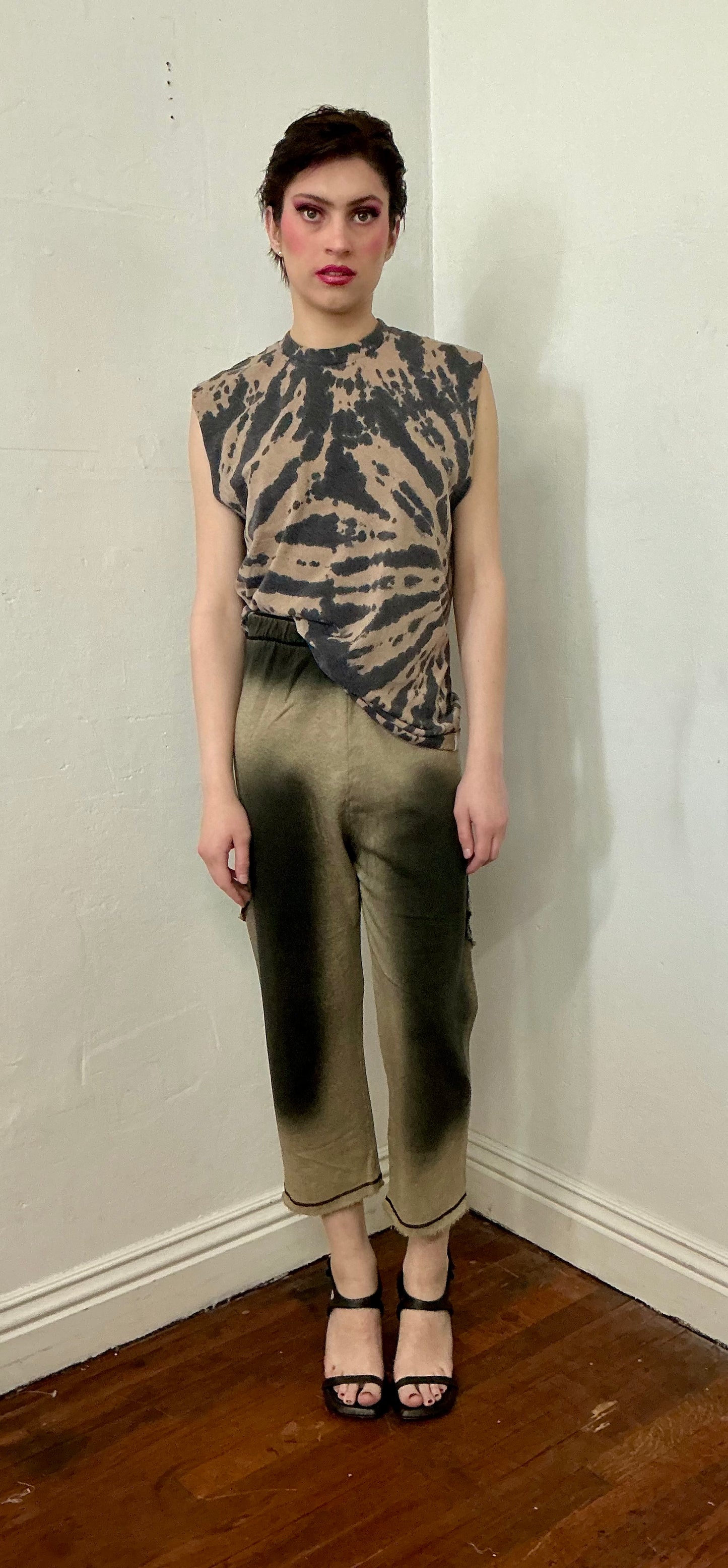 Cut out sleeves Tiger tie dye top