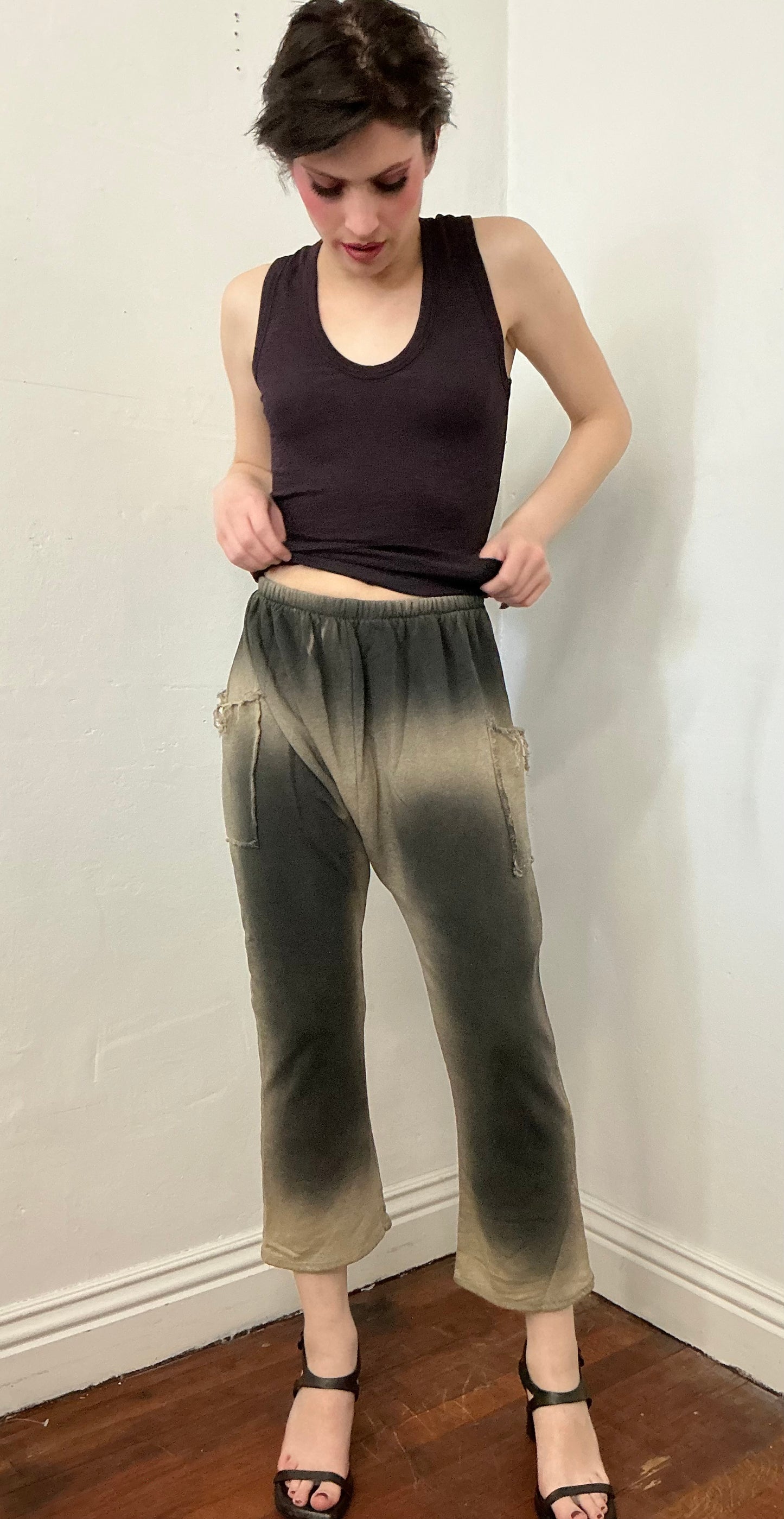 Mud wash spray on flare crop pant in French terry