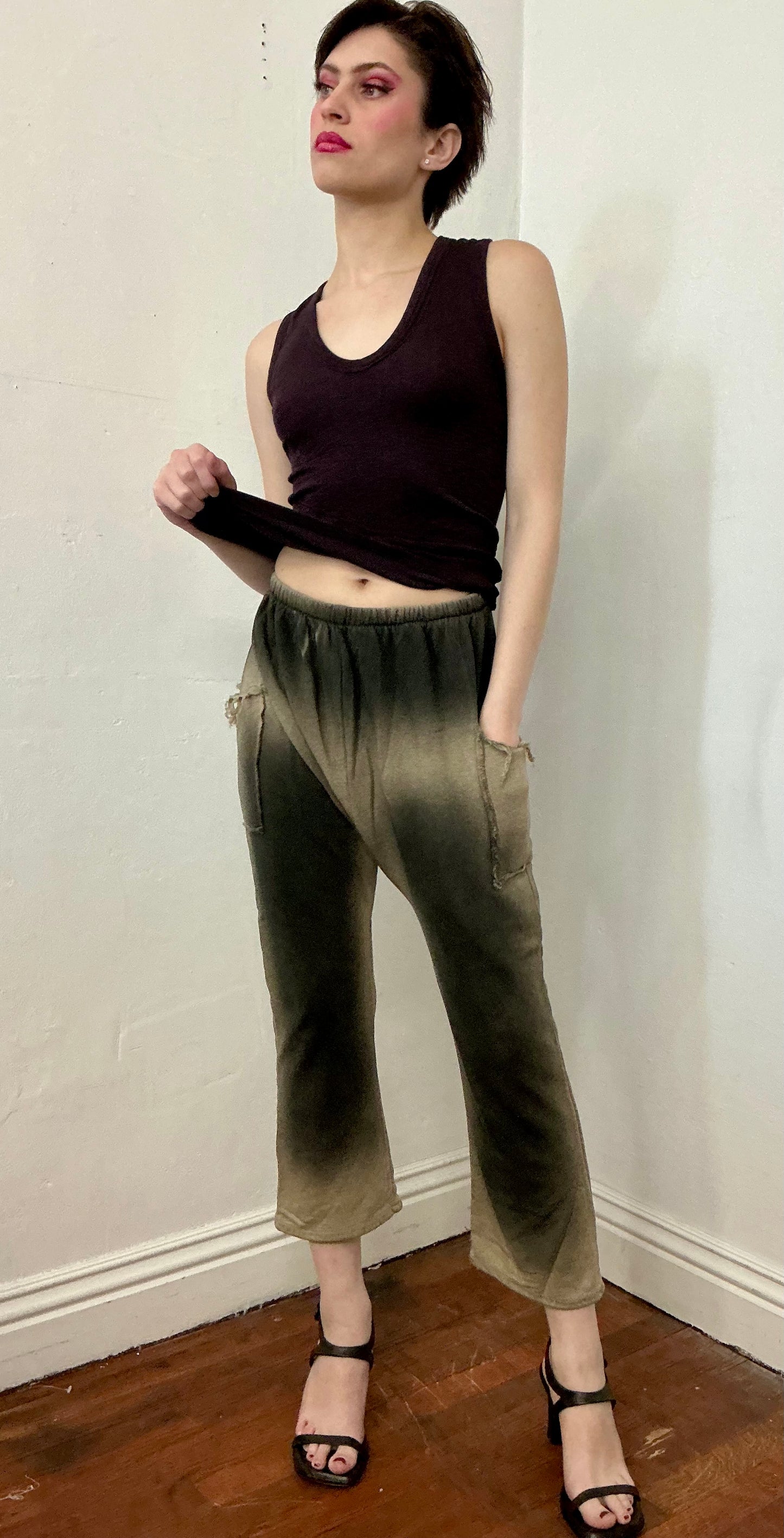 Mud wash spray on flare crop pant in French terry