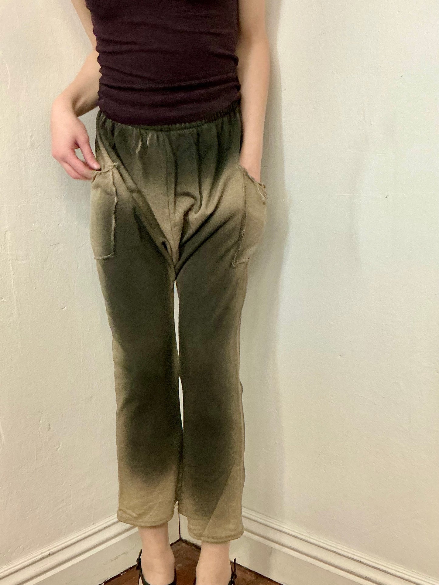 Mud wash spray on flare crop pant in French terry