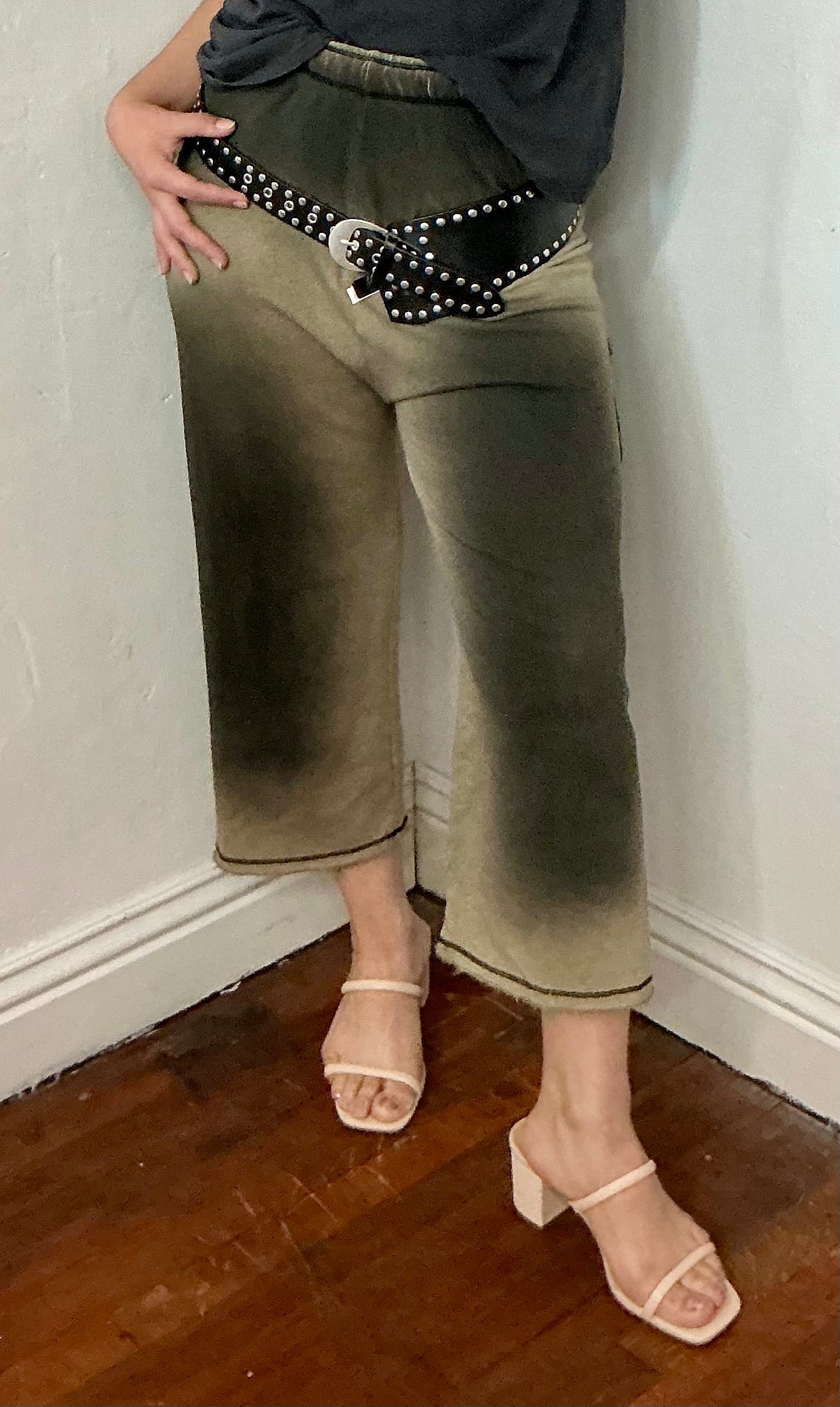 Pigment Spray French terry crop pant
