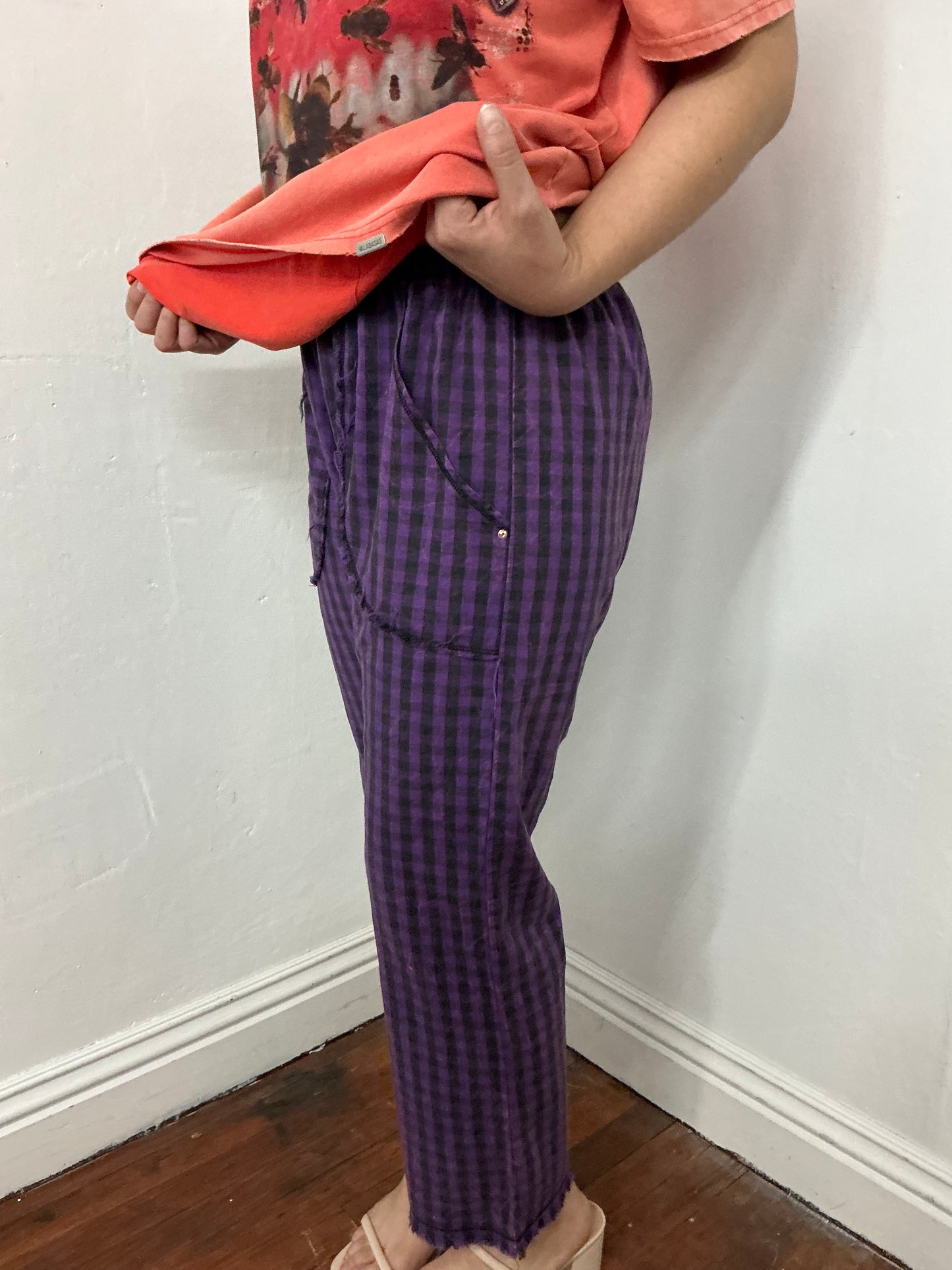 Light weight cotton crop flare pant mineral wash finish