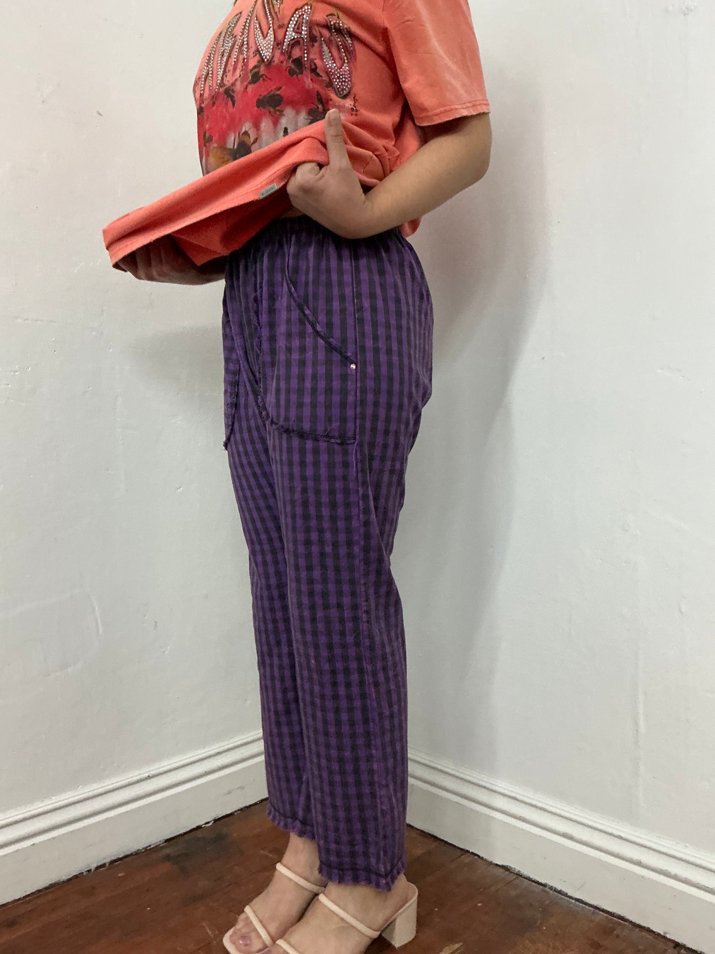 Light weight cotton crop flare pant mineral wash finish