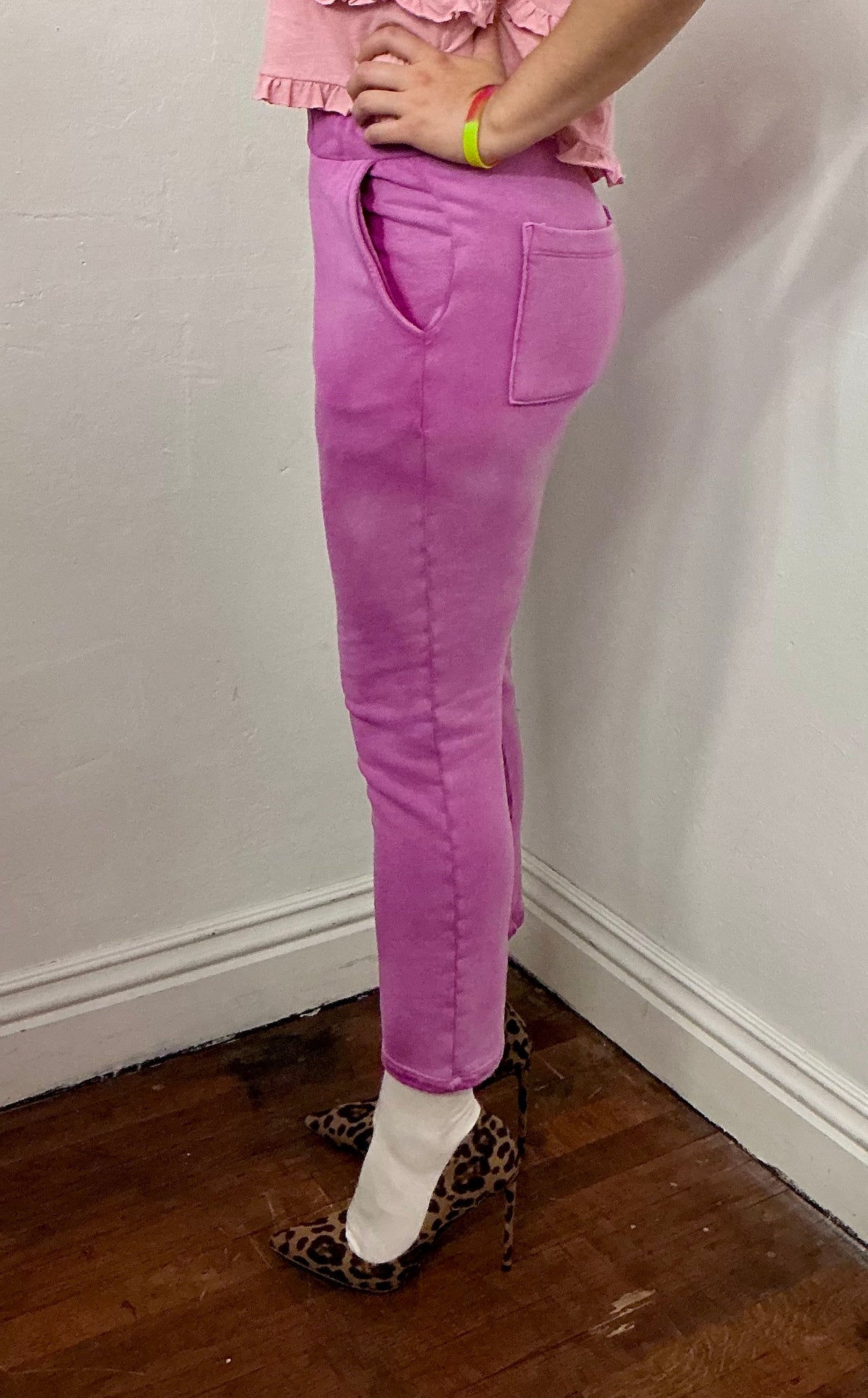 Faded crop French terry embroidered logo pant