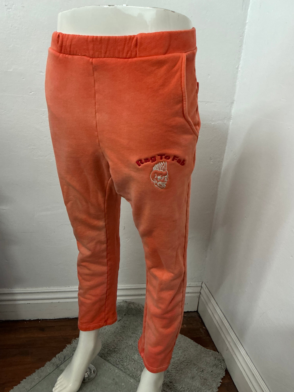 Faded crop French terry embroidered logo pant
