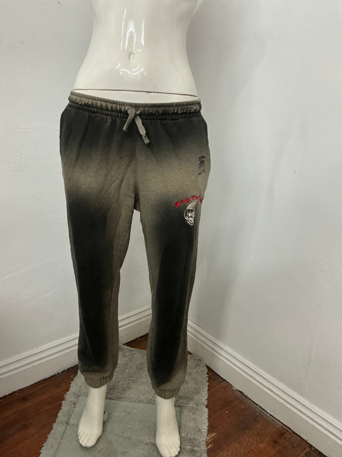Upcycle Mud wash spray  French terry jogger