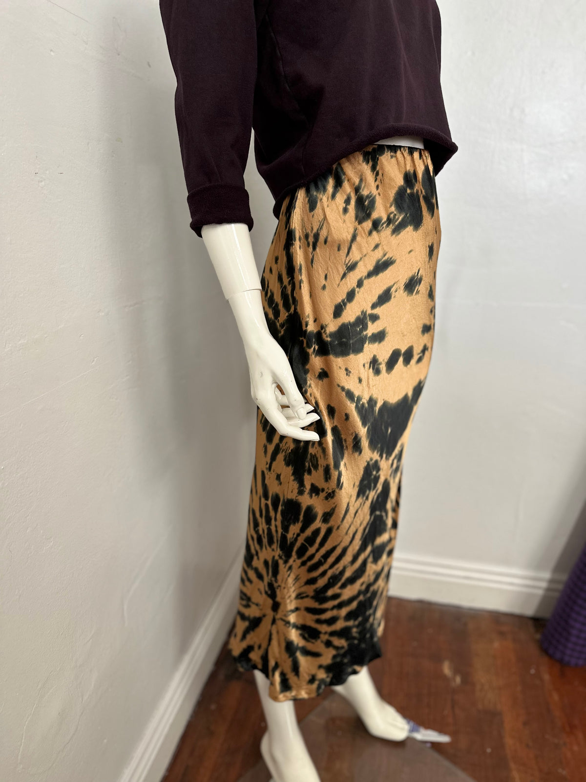 Recycle silky bias skirt in tiger tie dye