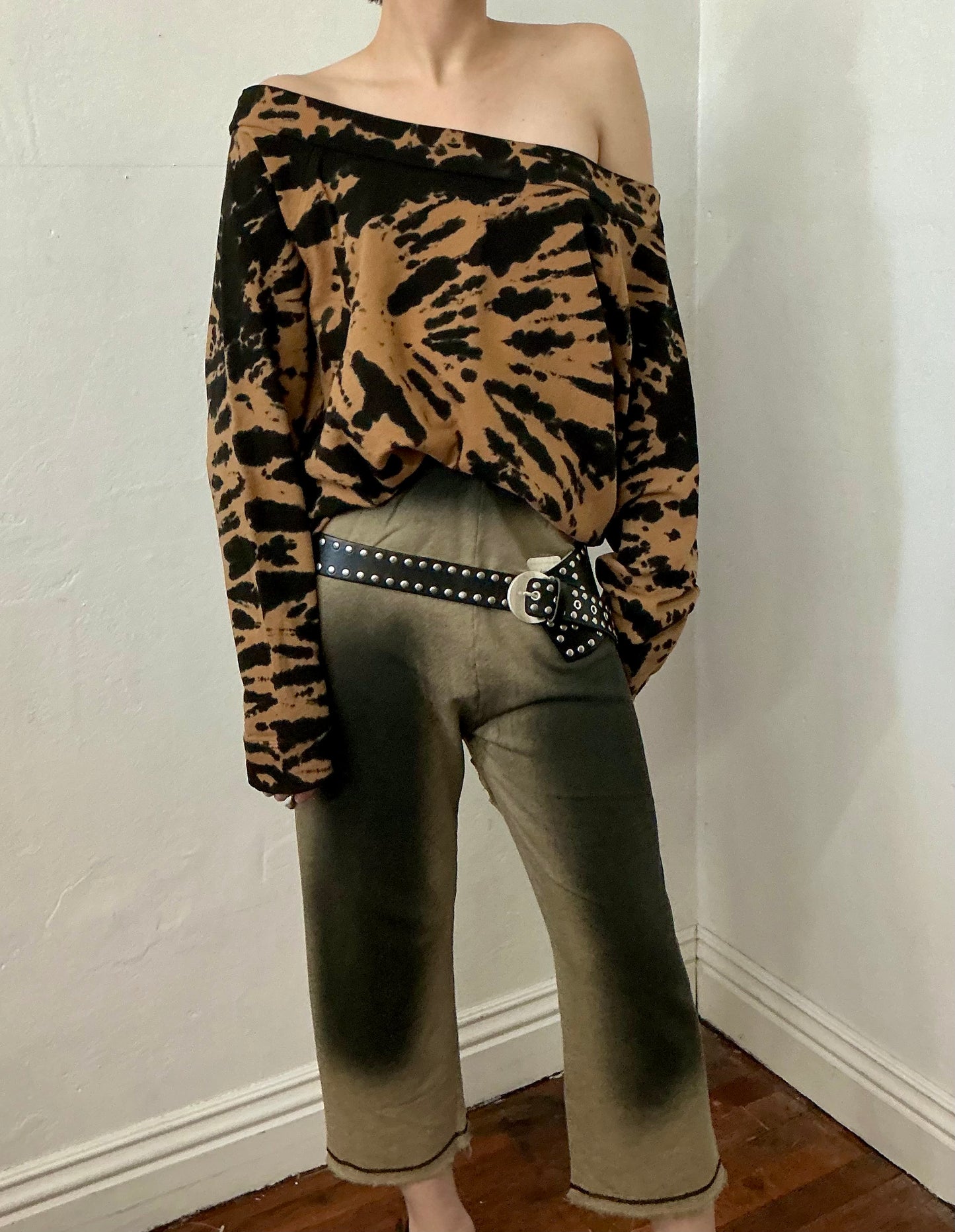 Tiger tie dye off shoulder sweatshirt.